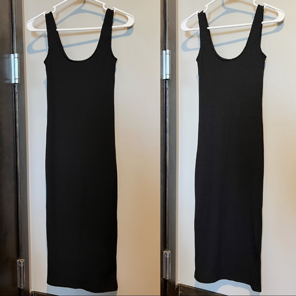 XS - Midi Black Sleeveless Forever 21 Dress